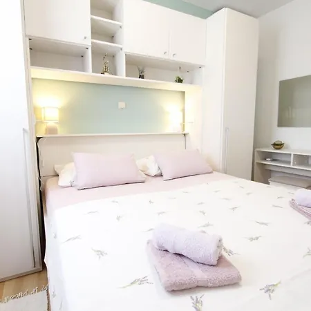 Mirta Tatil Evi *