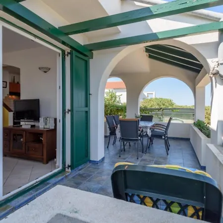 Tatil Evi Mirta